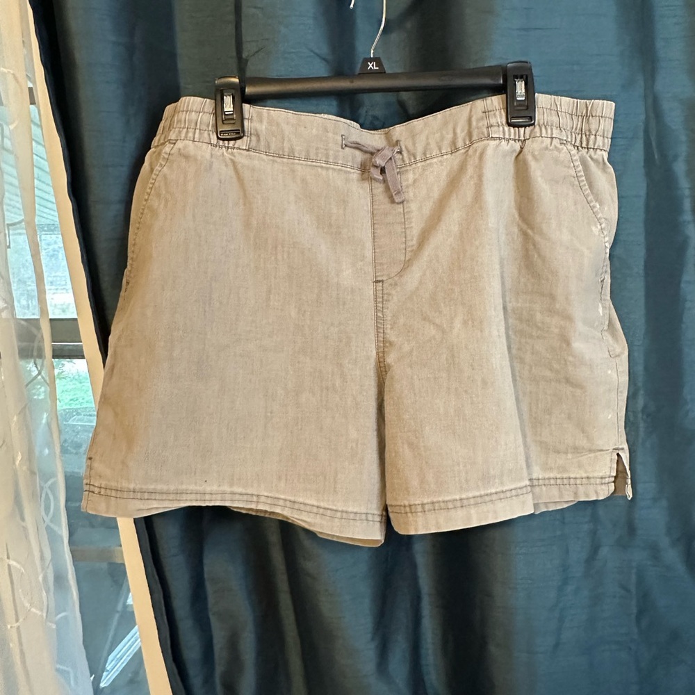 Magellan Gray Women's Casual Slip On Shorts